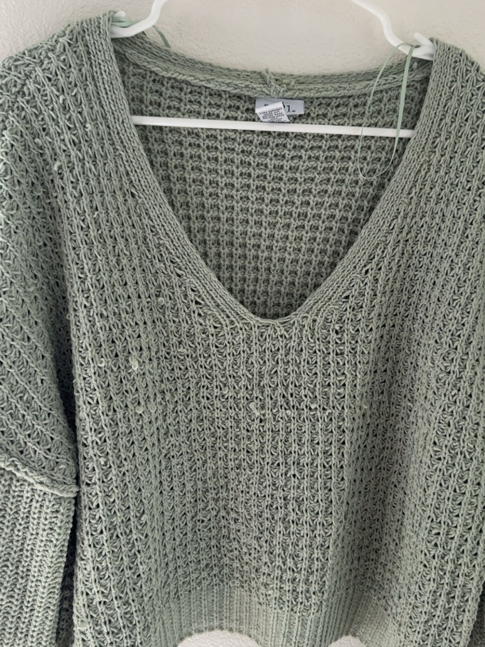 Rue21 Sage Green V-Neck Chunky Knit Sweater Cropped - Picture 2 of 3